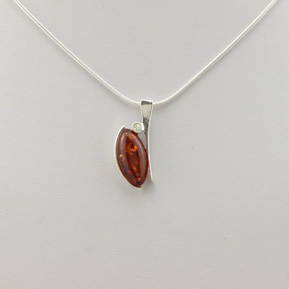 Sterling silver necklace with natural Baltic amber, 925 sterling silver necklace - Picture 3 of 9